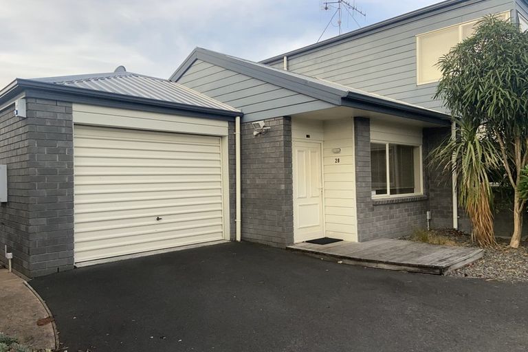 Photo of property in 28 Maitland Street, Frankton, Hamilton, 3204