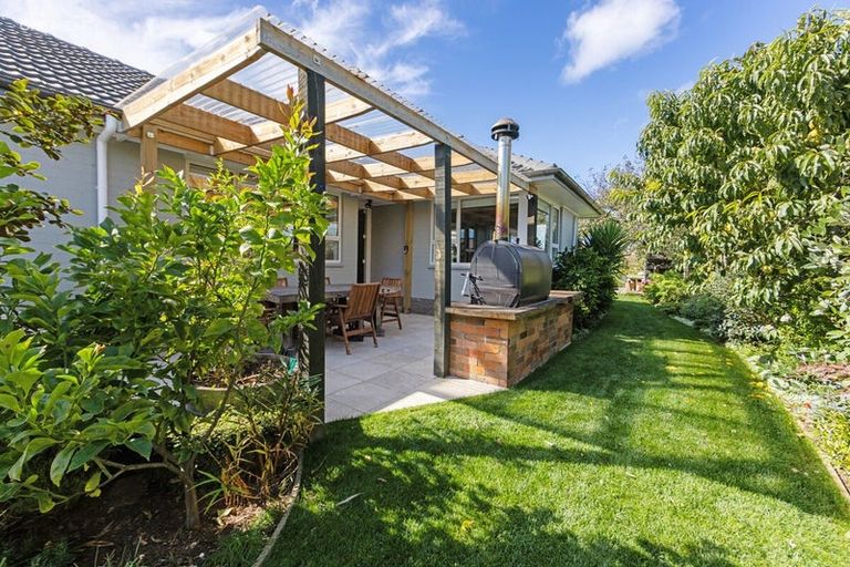 Photo of property in 17 Monowai Crescent, North New Brighton, Christchurch, 8083