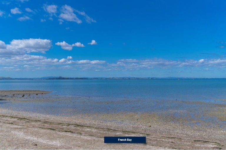 Photo of property in 15 Opou Road, Titirangi, Auckland, 0604