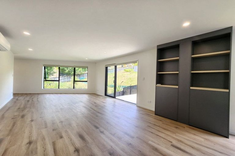 Photo of property in 8 Libby Lane, Howick, Auckland, 2010