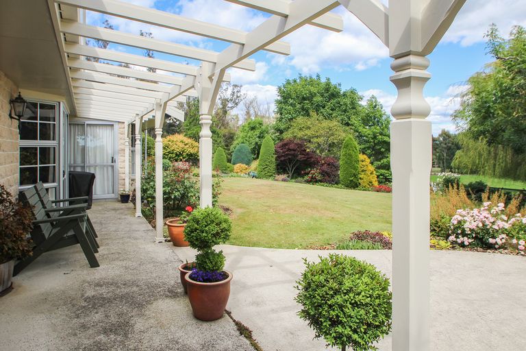 Photo of property in 243 Homestead Road, Weston, Oamaru, 9491