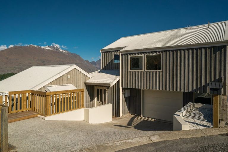Photo of property in 13b Maxwell Place, Queenstown, 9300
