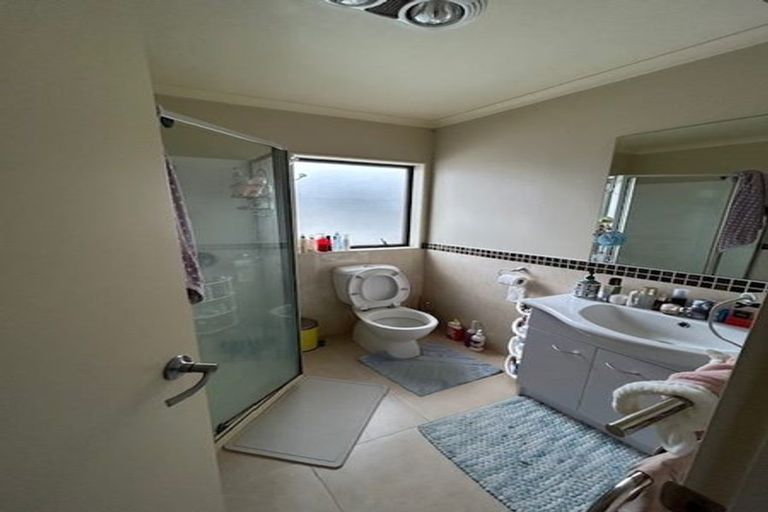 Photo of property in 62 Clover Drive, Henderson, Auckland, 0610