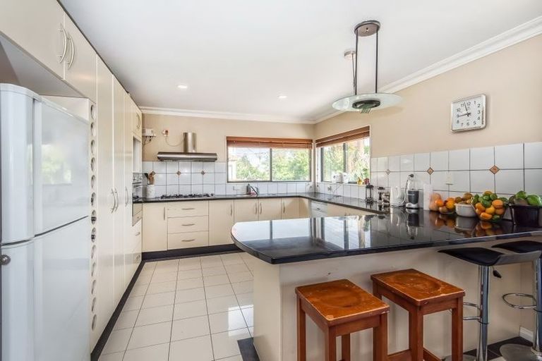 Photo of property in 49 College Road, Northcote, Auckland, 0627