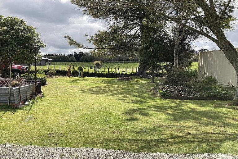 Photo of property in 30 Celia Street, Stratford, 4332