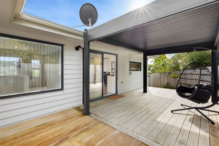 Photo of property in 206c Henderson Valley Road, Henderson, Auckland, 0612