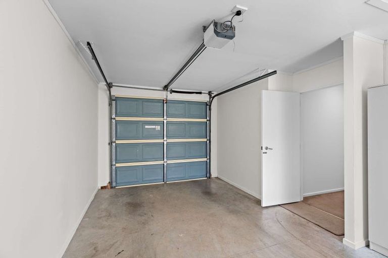 Photo of property in 9/197 Royal Road, Massey, Auckland, 0614