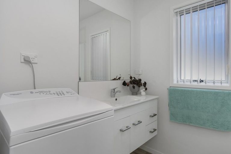 Photo of property in 215/11 Kamahi Crescent, Papamoa Beach, Papamoa, 3118