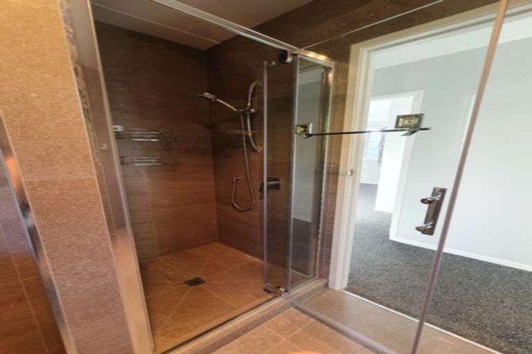 Photo of property in 575 Swanson Road, Ranui, Auckland, 0612