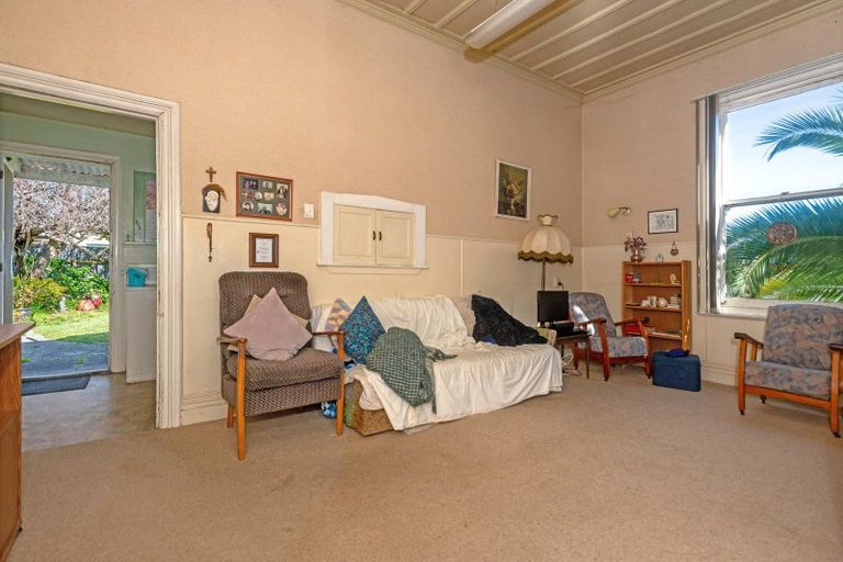 Photo of property in 384 Aberdeen Road, Gisborne, 4010