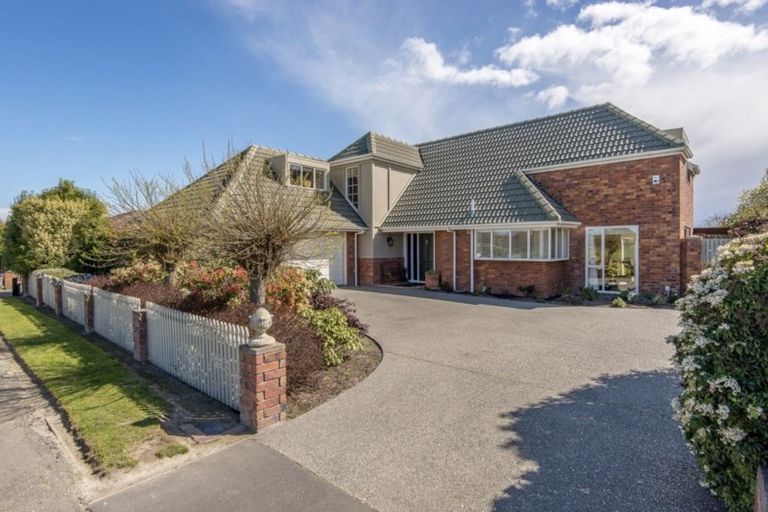 Photo of property in 48a Steadman Road, Broomfield, Christchurch, 8042