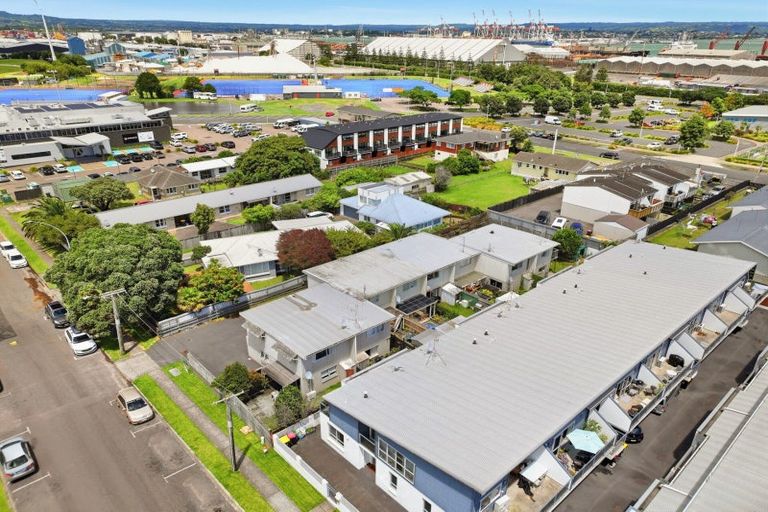 Photo of property in 3/44 Miro Street, Mount Maunganui, 3116
