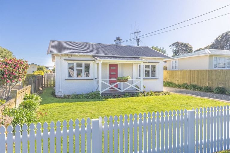 Photo of property in 53 Manuka Street, Castlecliff, Whanganui, 4501