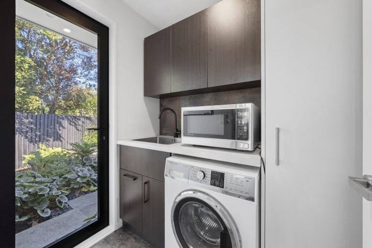 Photo of property in 2/8 Hurst Place, Parklands, Christchurch, 8083