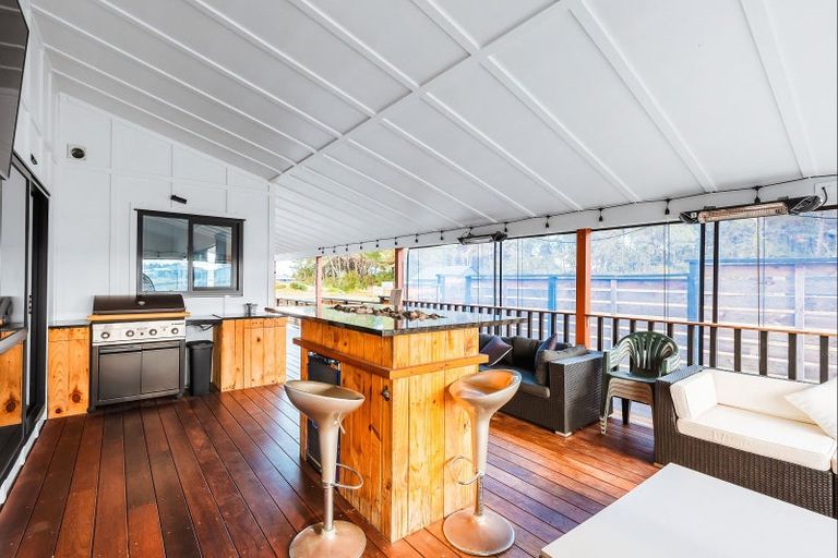 Photo of property in 14 Komahimahi Way, Motuoapa, 3382