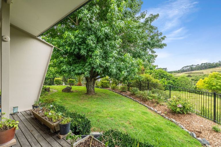 Photo of property in 253 Whitford Road, Shamrock Park, Howick, 2571