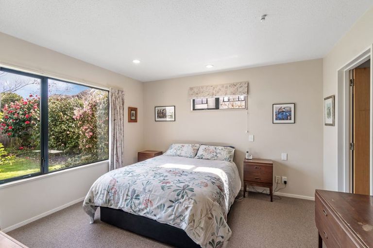 Photo of property in 9 Buscot Gate, Avonhead, Christchurch, 8042