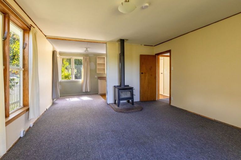 Photo of property in 26 Church Street, Waipawa, 4210