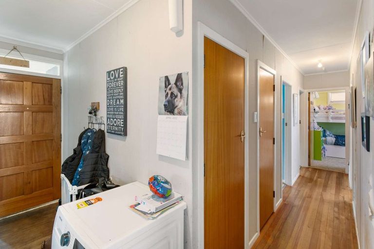 Photo of property in 112 Mount View Road, Bastia Hill, Whanganui, 4500