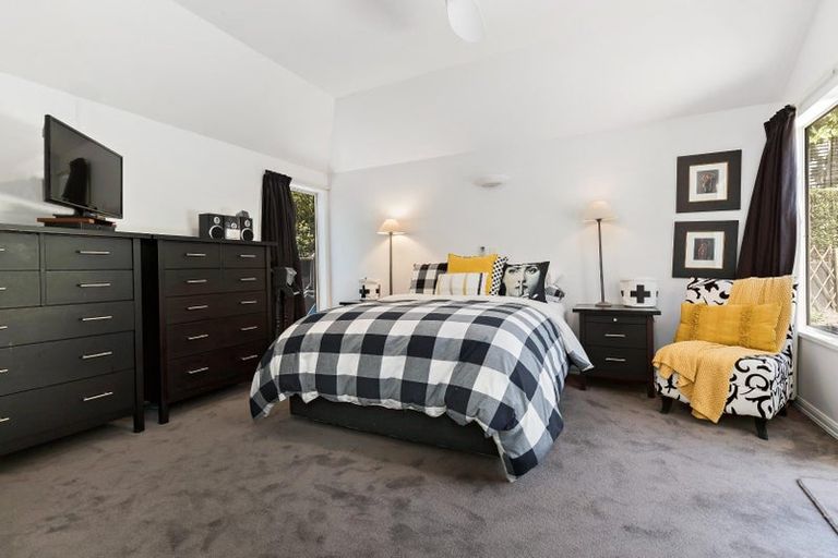 Photo of property in 66 Hensman Road, Queenstown, 9300