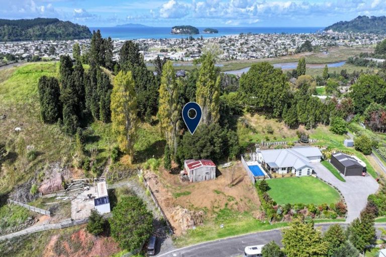 Photo of property in 16 Manuka Drive, Whangamata, 3691