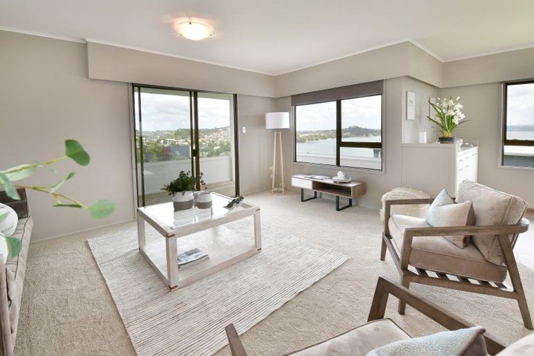 Photo of property in 18 Melandra Road, Stanmore Bay, Whangaparaoa, 0932