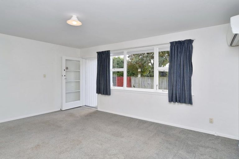 Photo of property in 2/132 Aldwins Road, Phillipstown, Christchurch, 8062