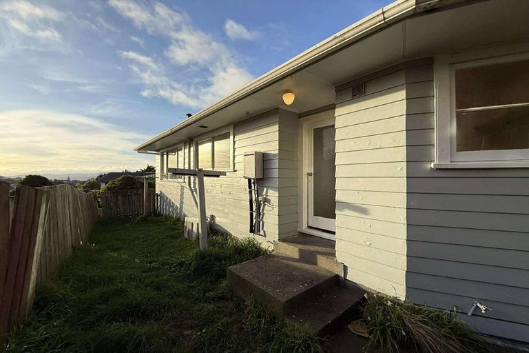 Photo of property in 285 Dowse Drive, Maungaraki, Lower Hutt, 5010