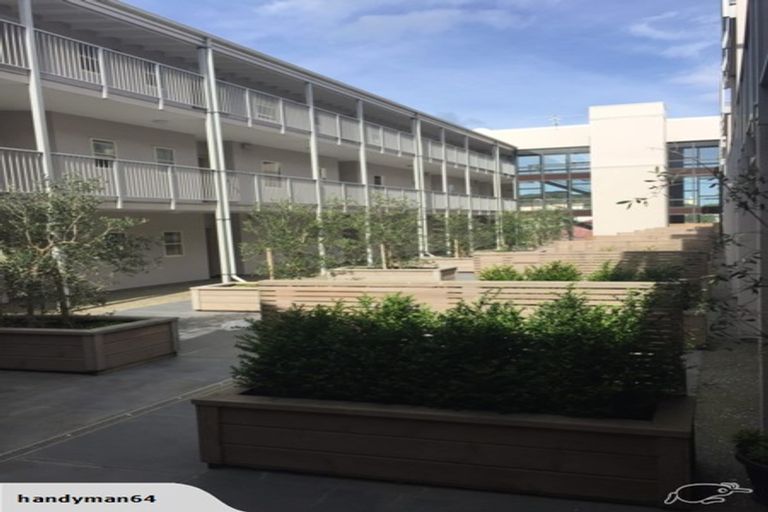 Photo of property in Luxford Villas, 115/72u Herald Street, Berhampore, Wellington, 6023