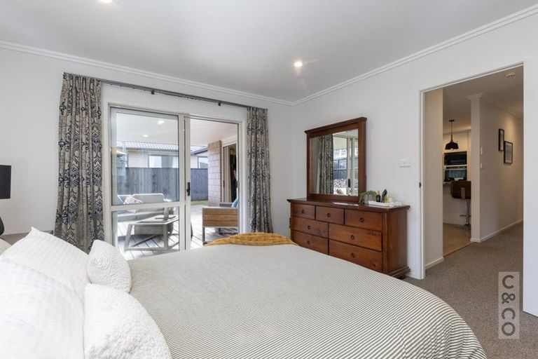 Photo of property in 38 Maude Street, Riverhead, 0820