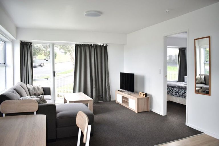 Photo of property in 32u9 Akaroa Drive, Maupuia, Wellington, 6022