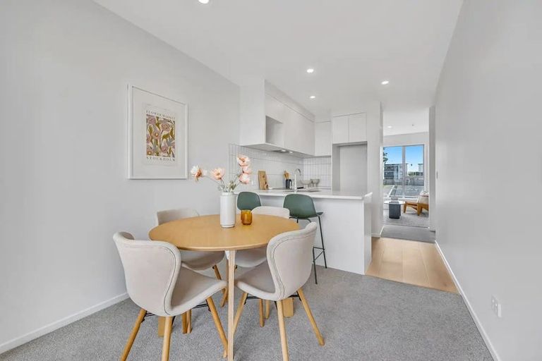 Photo of property in 125 Ngae Place, Mangere East, Auckland, 2024