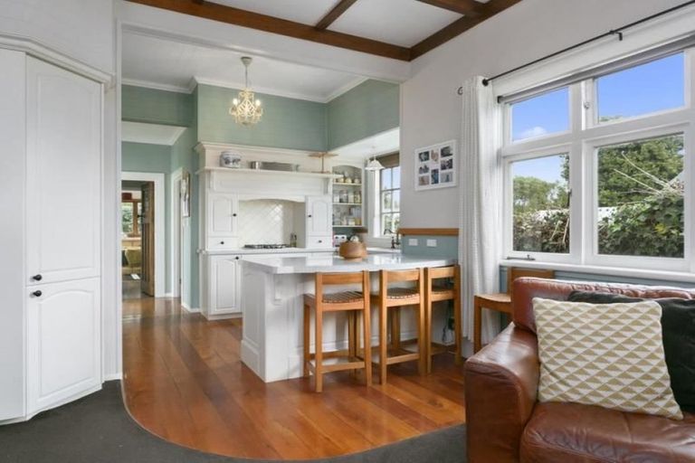 Photo of property in 27 Princes Street, Cambridge, 3434