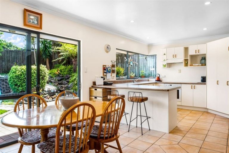 Photo of property in 24 Makiri Street, Helensville, 0800