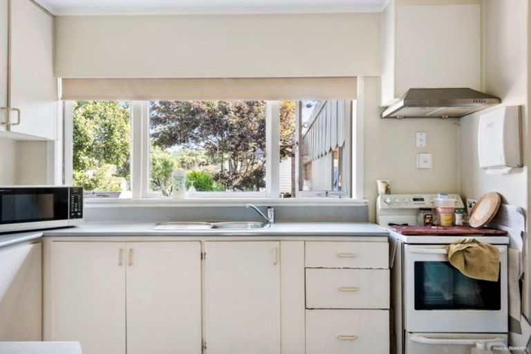 Photo of property in 419 Massey Road, Mangere East, Auckland, 2024