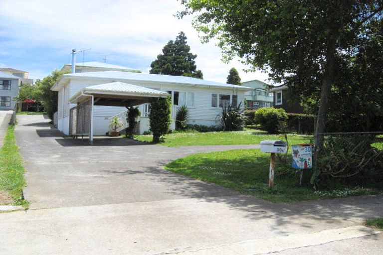 Photo of property in 1/30 Mountain Road, Mangere Bridge, Auckland, 2022