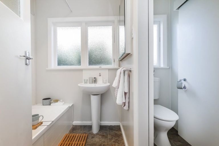 Photo of property in 12 Tireti Road, Titahi Bay, Porirua, 5022