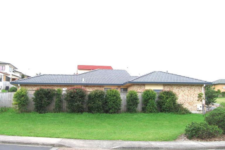 Photo of property in 2 San Diego Court, Henderson, Auckland, 0612
