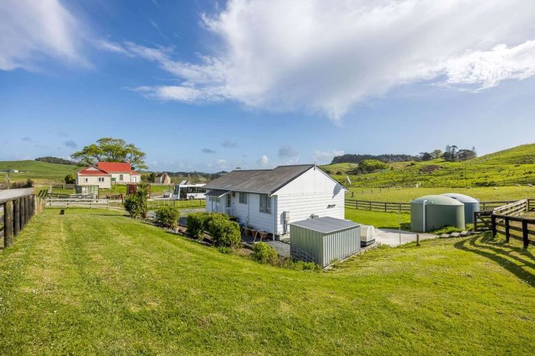 Photo of property in 27 Church Hill Road, Port Albert, Wellsford, 0973