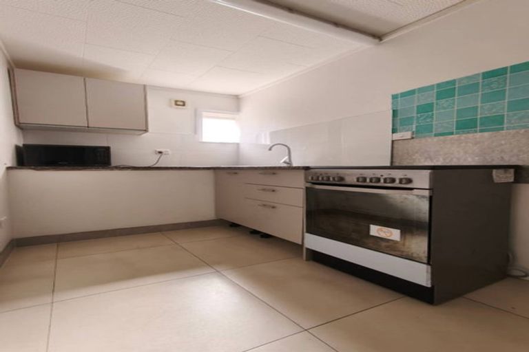 Photo of property in 14 Hague Place, Birkenhead, Auckland, 0626