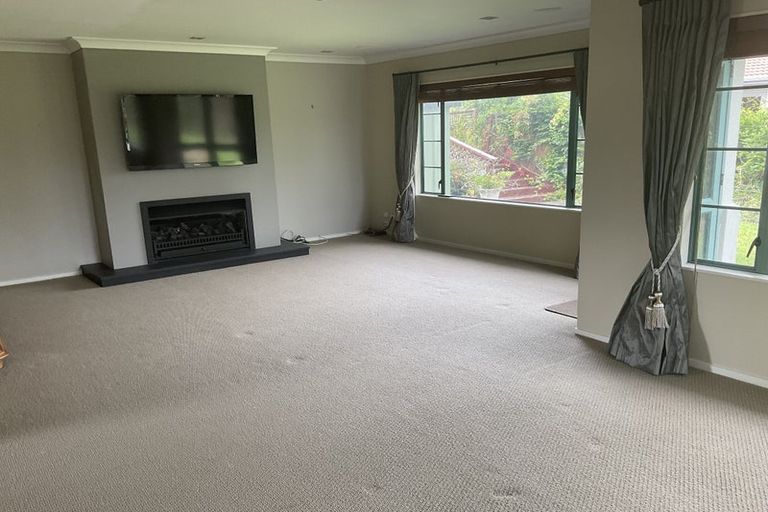 Photo of property in 12 The Mews, Shamrock Park, Auckland, 2016