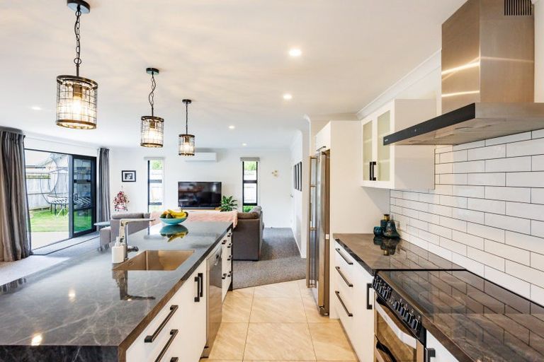 Photo of property in 8 Cherry Place, Feilding, 4702