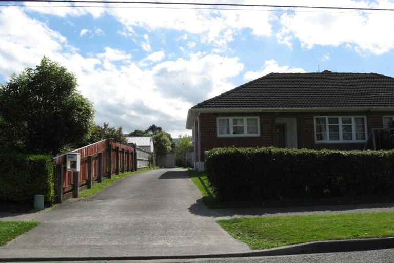 Photo of property in 261a Riverside Drive, Waterloo, Lower Hutt, 5011