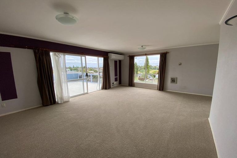 Photo of property in 11 Lachlan Drive, Dinsdale, Hamilton, 3204