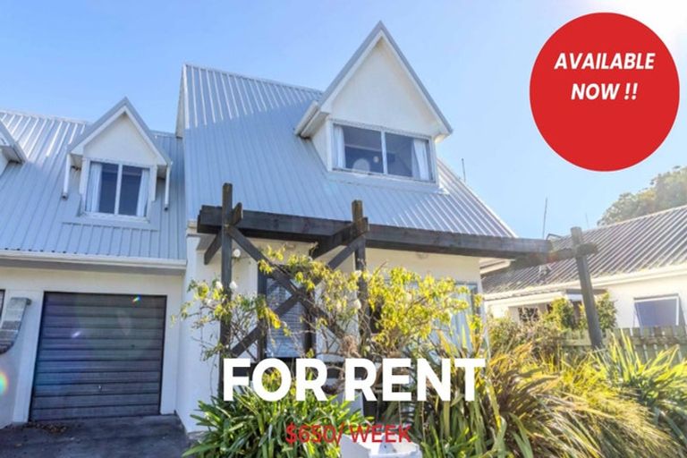 Photo of property in 16 Attlee Place, Gisborne, 4010