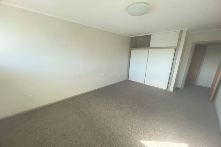 Photo of property in 150 Straven Road, Fendalton, Christchurch, 8014
