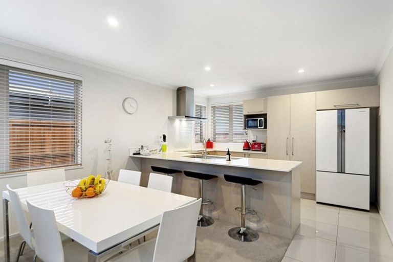 Photo of property in 33 Chandler Way, Rolleston, 7615