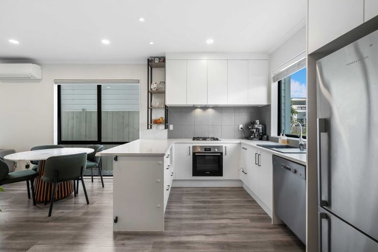 Photo of property in 94 Bellbird Street, Papakura, 2110