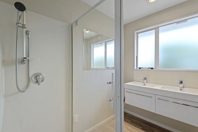 Photo of property in 19 Innisfree Place, Northwood, Christchurch, 8051