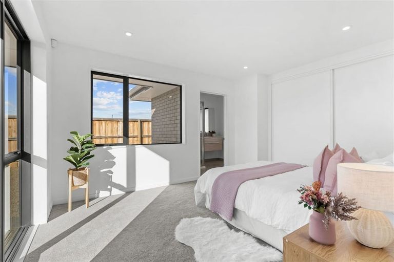 Photo of property in 14 Lovelock Avenue, Rolleston, 7615